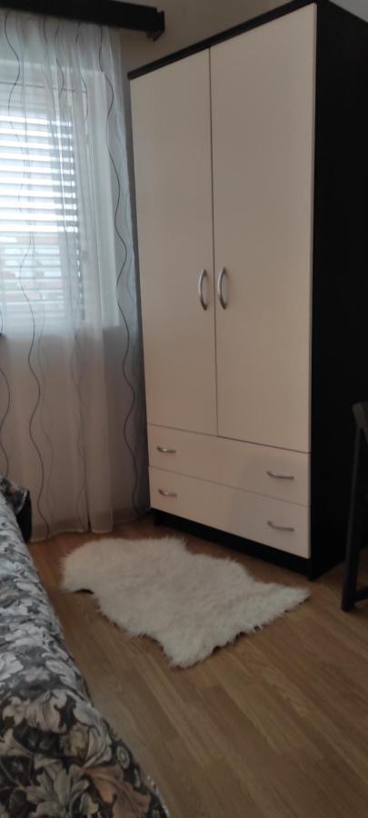 Apartments M&R Spadina Vodice Esterno foto
